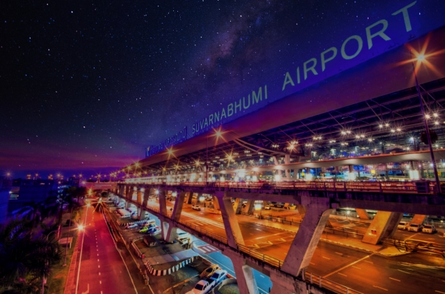 深夜のスワンナプーム国際空港