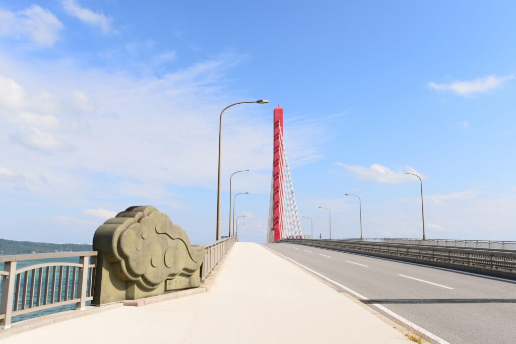 沖縄旅行で外せない沖縄海中道路