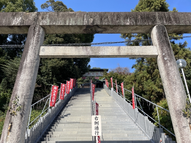 愛知県の観光スポット、犬山針綱神社の鳥居