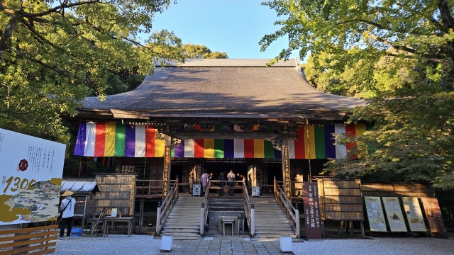 静寂な雰囲気の中で心を落ち着けることができるお寺