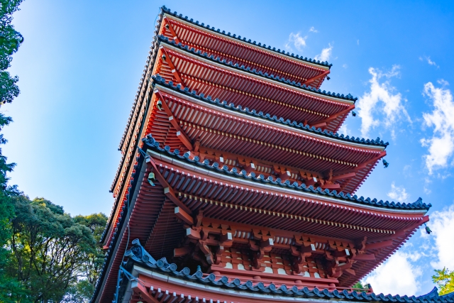 高知の歴史ある寺院、五台山 竹林寺の五重塔