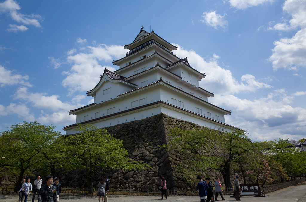 鶴ヶ城の外観