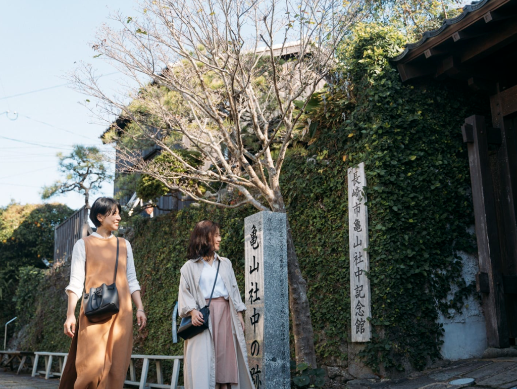 龍馬ファンにはたまらない、長崎県の亀山社中記念館の看板