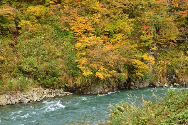 清津峡の秋を堪能する