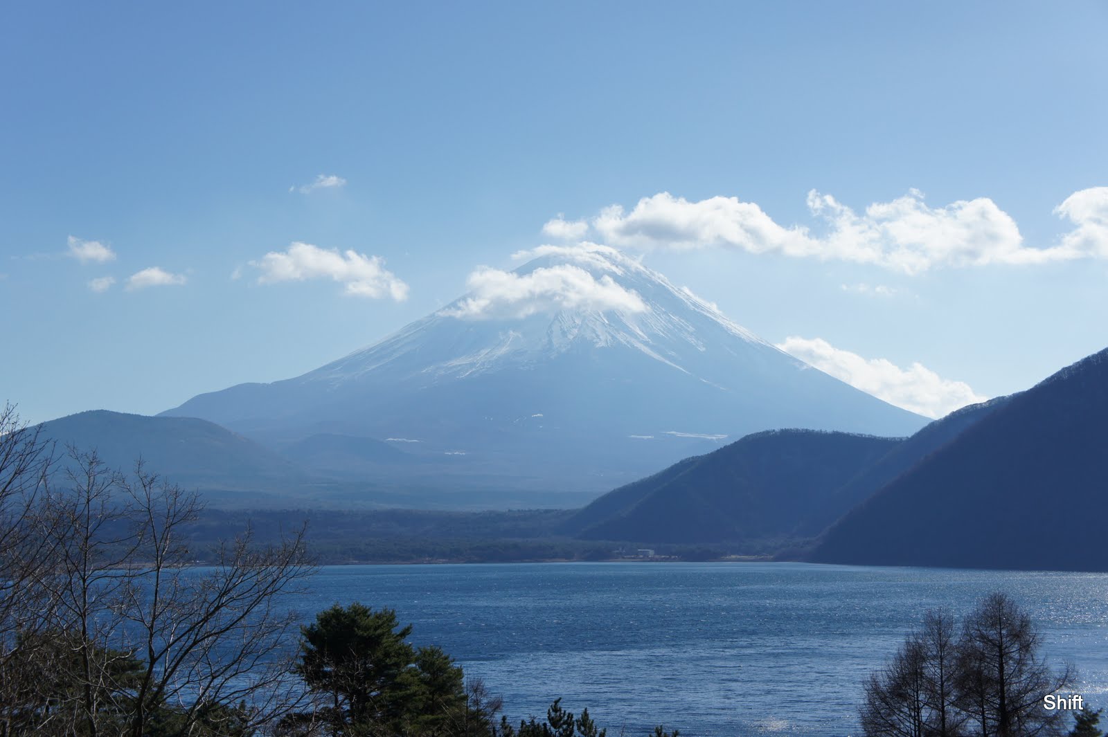 静岡にある冬の富士山