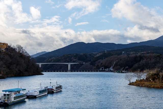 四季折々の美しい景色を楽しめる恵那峡遊覧船