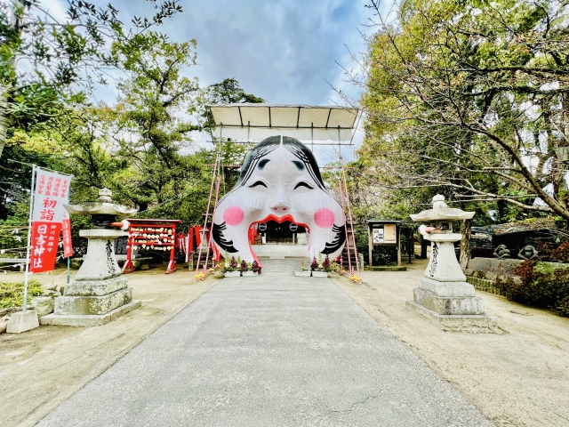 柳川総鎮守の日吉神社名物正月おたふく