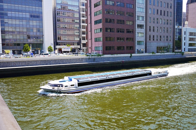 大阪の道頓堀で乗れる水上バス