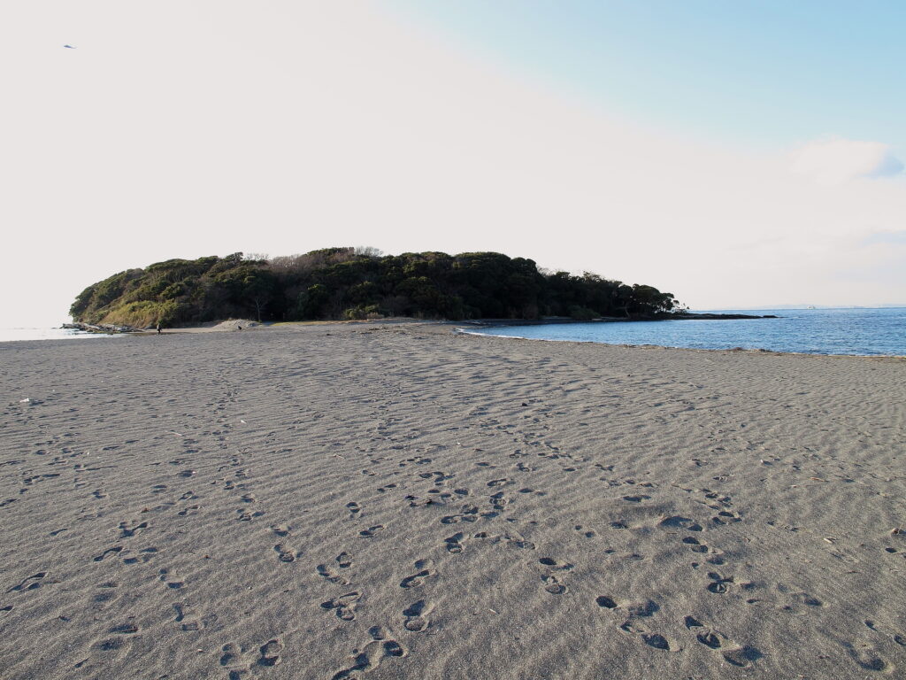 房総半島にある沖ノ島の自然と景観