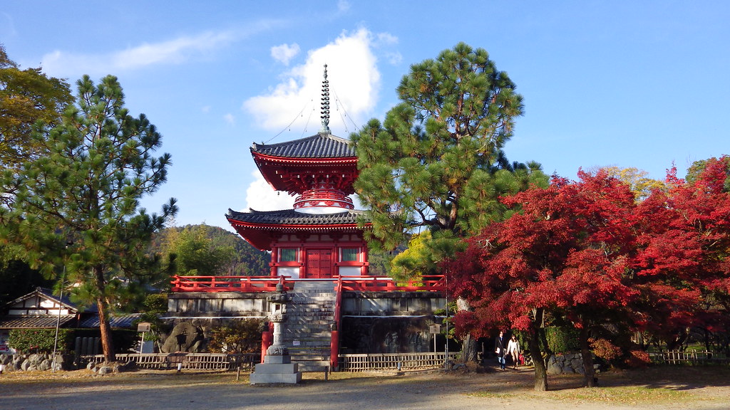 嵐山の紅葉スポット・大覚寺