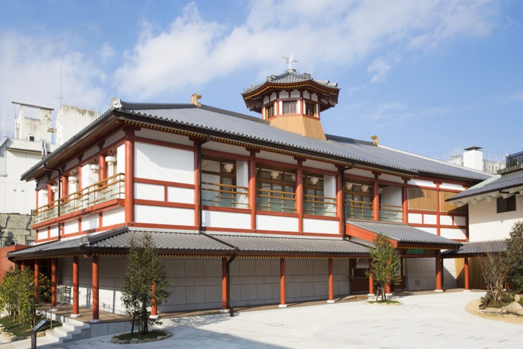 神聖な雰囲気の道後温泉別館 飛鳥乃湯泉