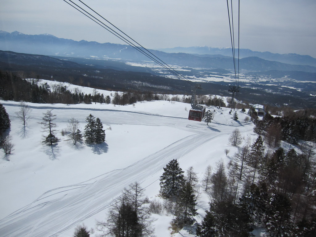 八ヶ岳や北アルプスの絶景を堪能できる北八ヶ岳ロープウェイ