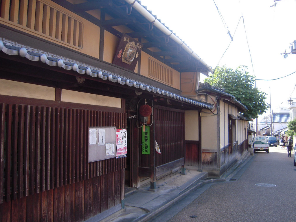 風情ある路地が魅力の歴史的な街並み