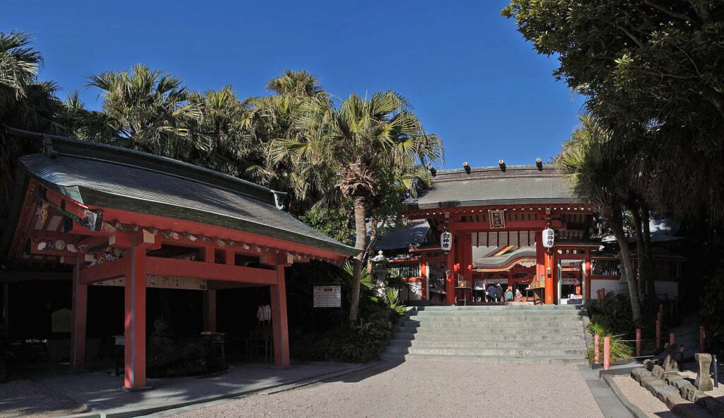 フェニックスが印象的な宮崎の青島神社