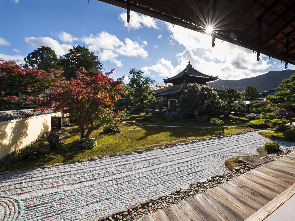 嵐山の紅葉スポット・鹿王院