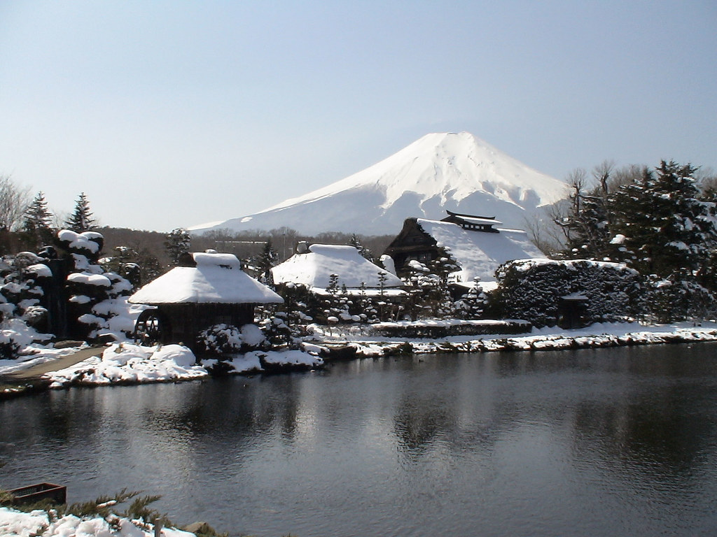 冬の寒さの中でも心温まる体験ができる山梨の観光スポット