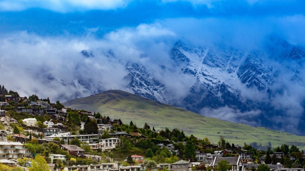 queenstown_newzealand