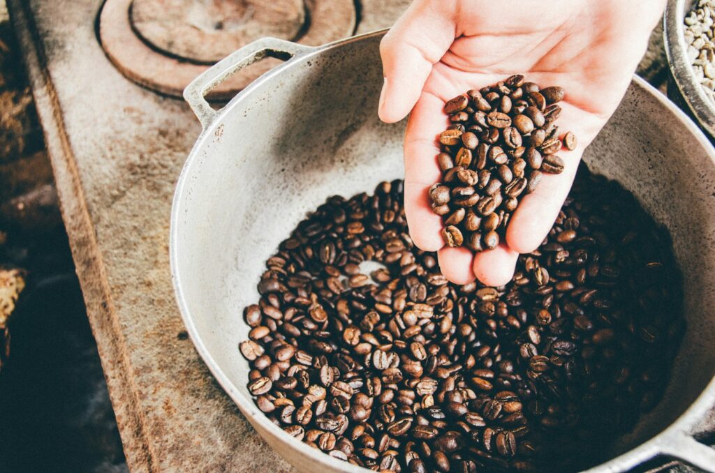 落ち着いた雰囲気の中で本格的なコーヒー