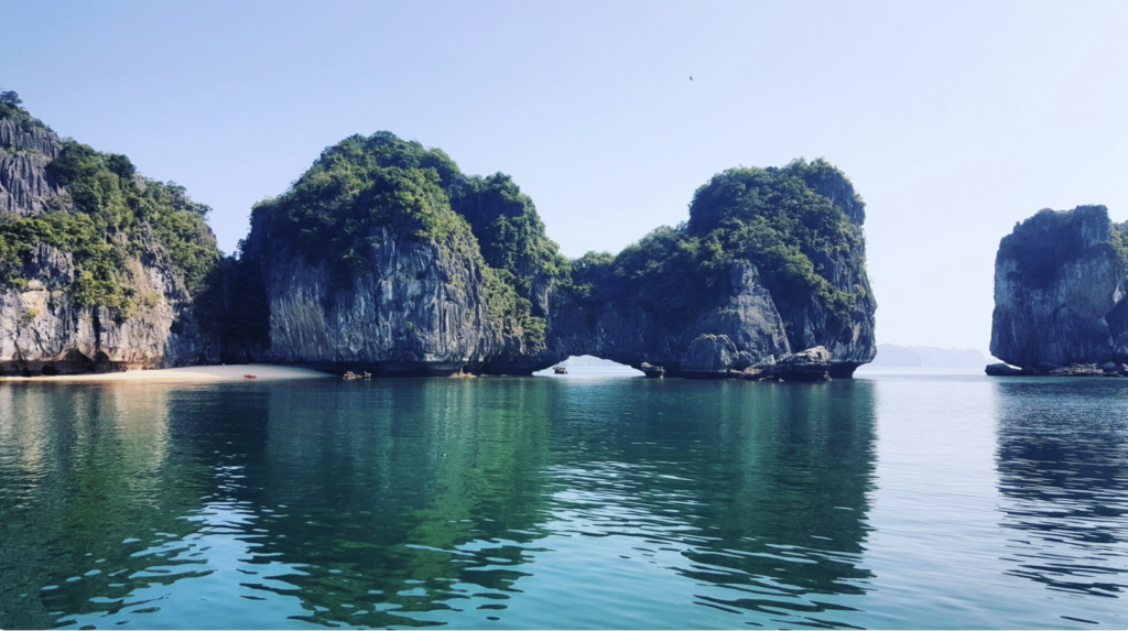 ベトナムハノイのハロン湾