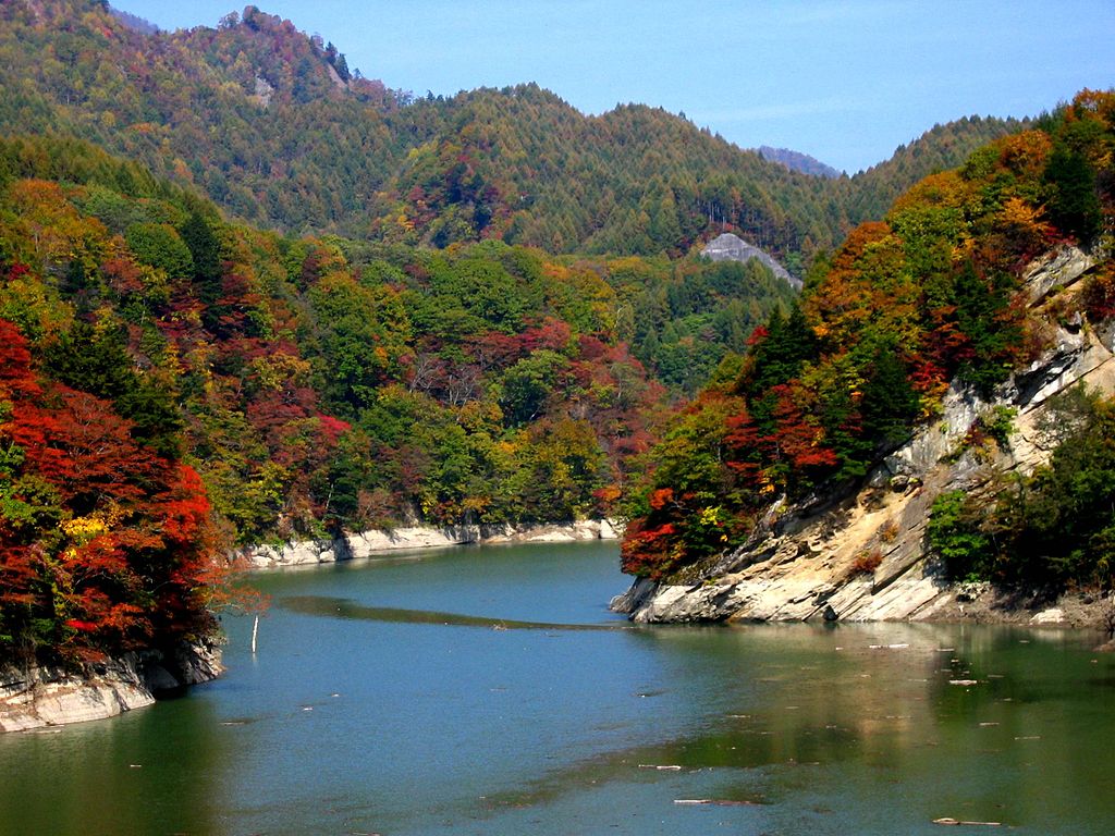 奥裾花渓谷の紅葉