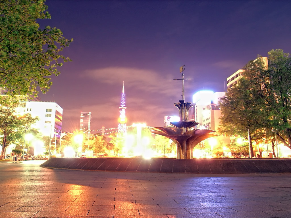 札幌・大通公園の夜のイルミネーション