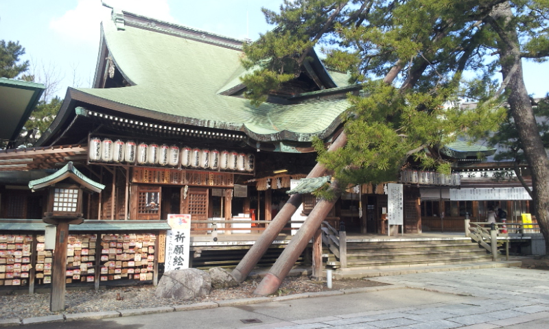 新潟市中央区に位置する、新潟総鎮守白山神社