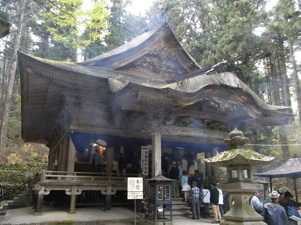 長野県駒ヶ根市に位置する観光スポット・光前寺