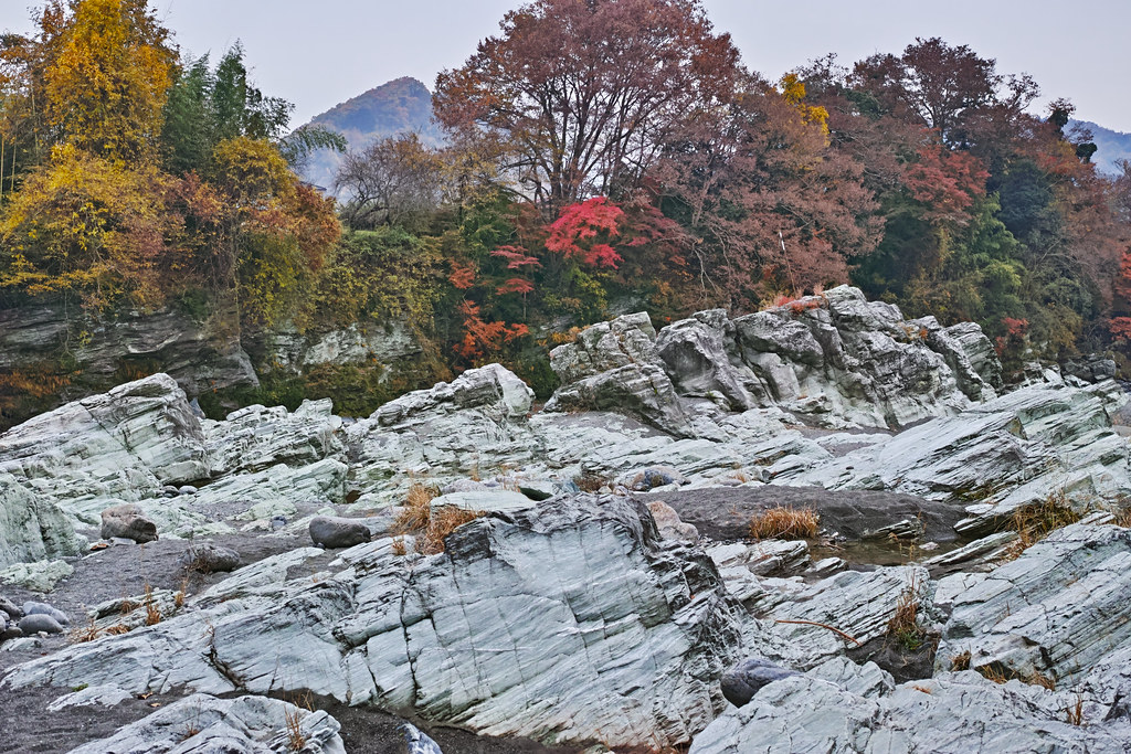 長瀞の紅葉スポットとして有名な月の石もみじ公園