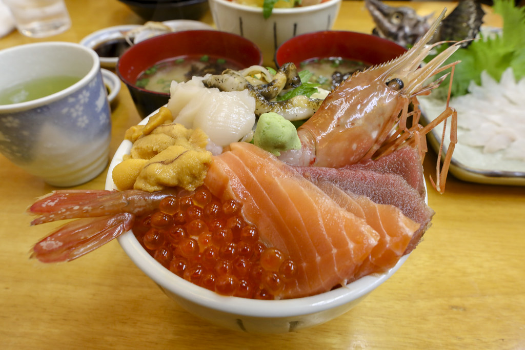 海鮮丼, 八角魚生魚片, 滝波食堂, 滝波商店, 北のどんぶり屋, 三角市場, 小樽, 北海道, 日本, Otaru, Hokkaido, Japan, おたるし, ほっかいどう, にっぽん, にほん