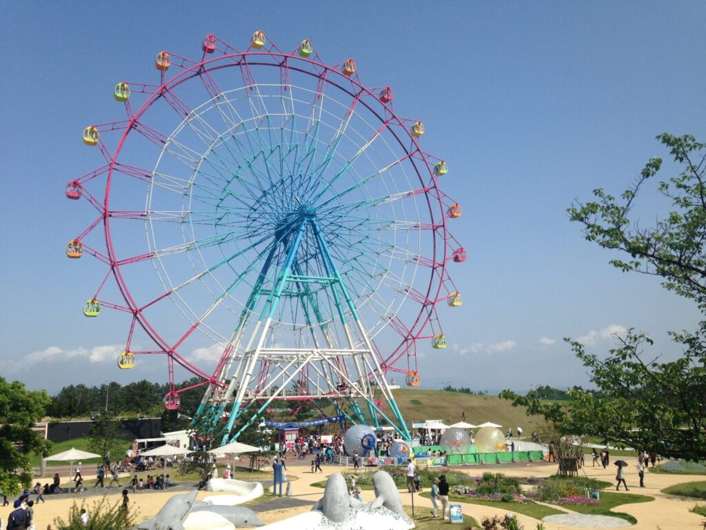 家族連れやカップルに人気のスポット「海の中道海浜公園」