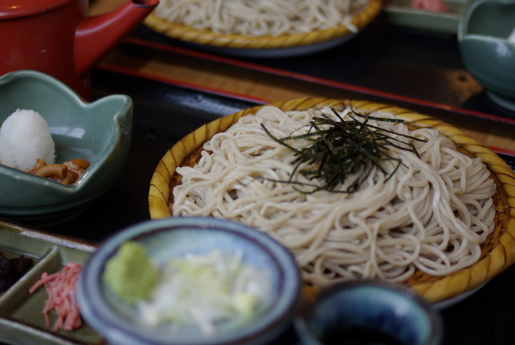 長野の名物、信州そばをざるそばでいただく