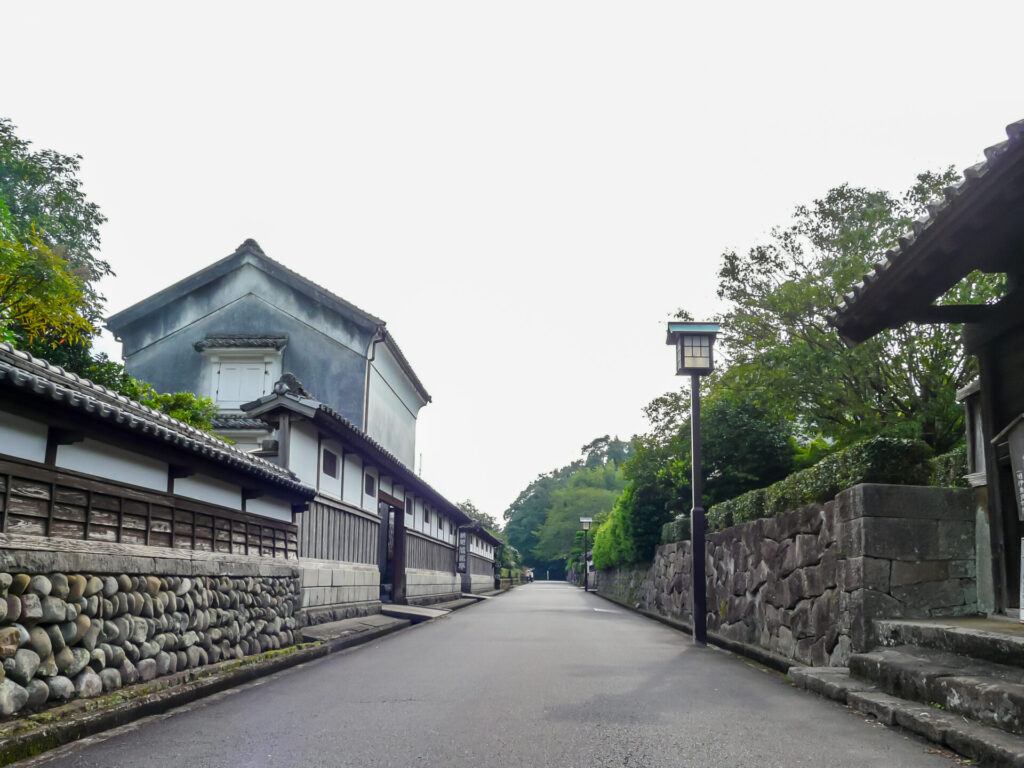 江戸時代の風情が色濃く残る美しい町並みが特徴の飫肥城下町