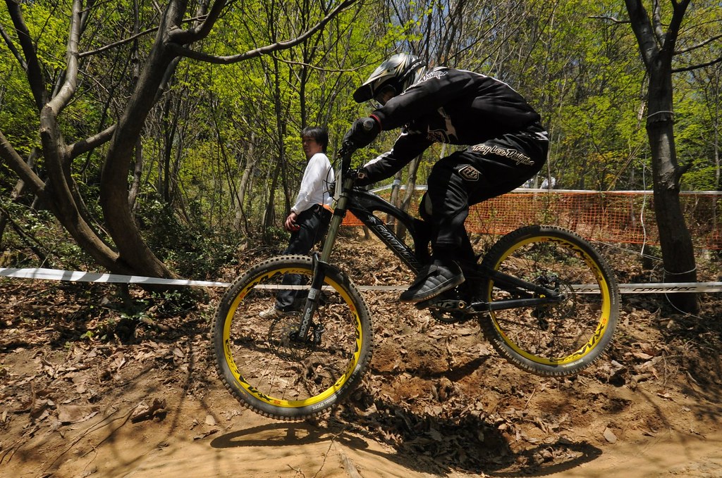 箱館山で開催されたMTBの大会J1の様子