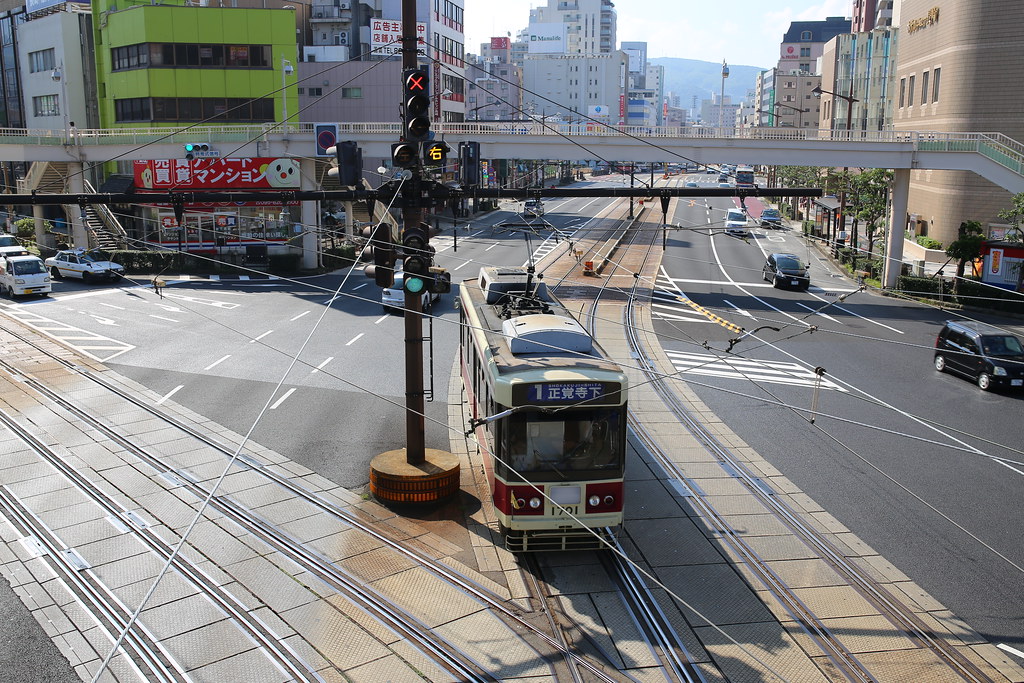 長崎市内を走る長崎電鉄