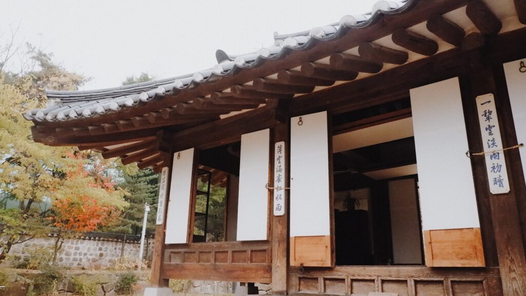 韓国の伝統的な建物が集まる南山韓屋村