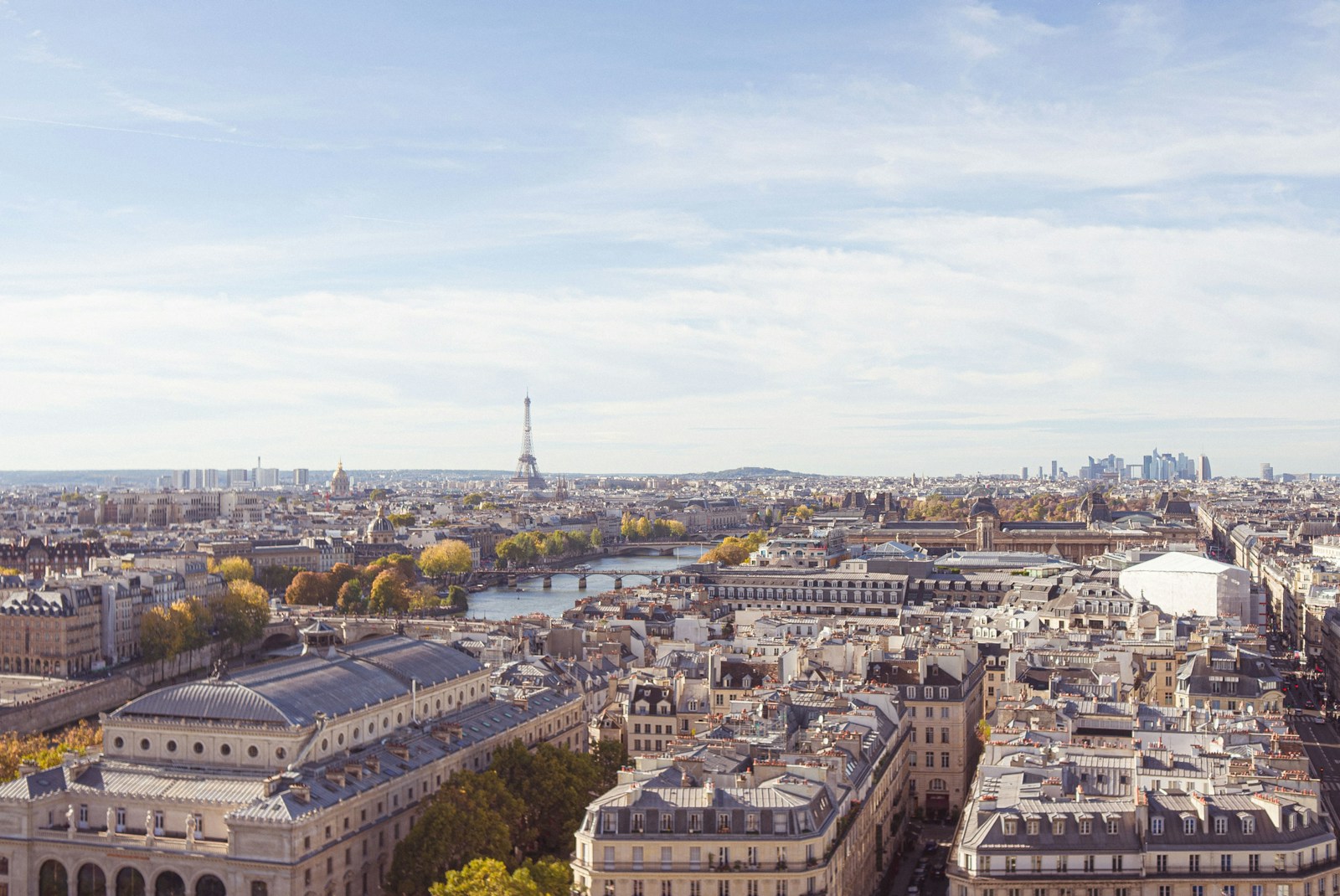 フランスパリ市内の秋