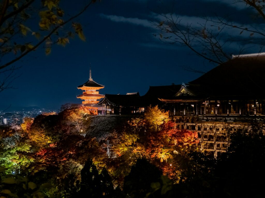 清水寺のライトアップ