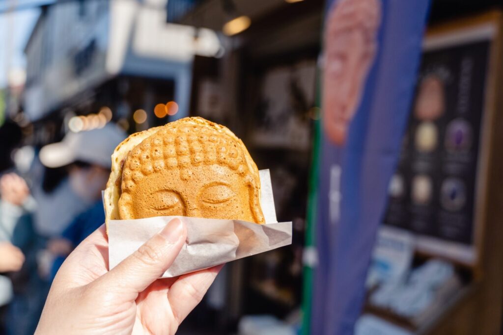 鎌倉で大仏の人形焼き