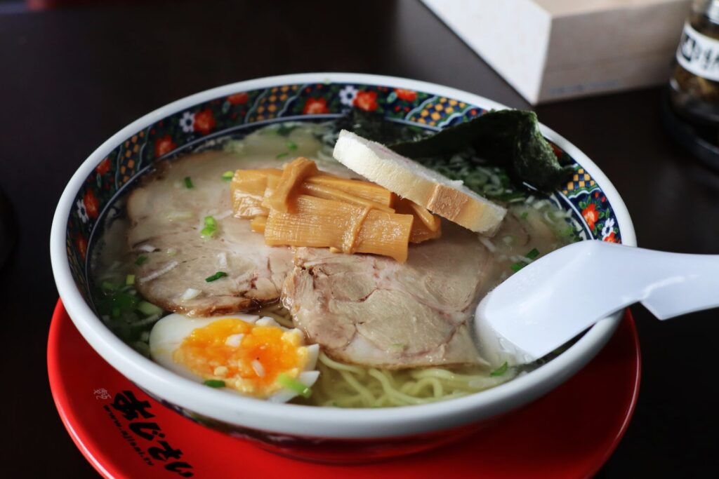 函館麺厨房 あじさい本店のラーメン